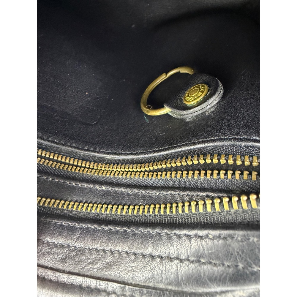 Vintage Coach Black Leather Crossbody Bag Brass Zip Pocket USA Women's Purse - Picture 12 of 13
